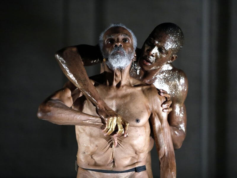 Mit Goldstaub im Paradiso