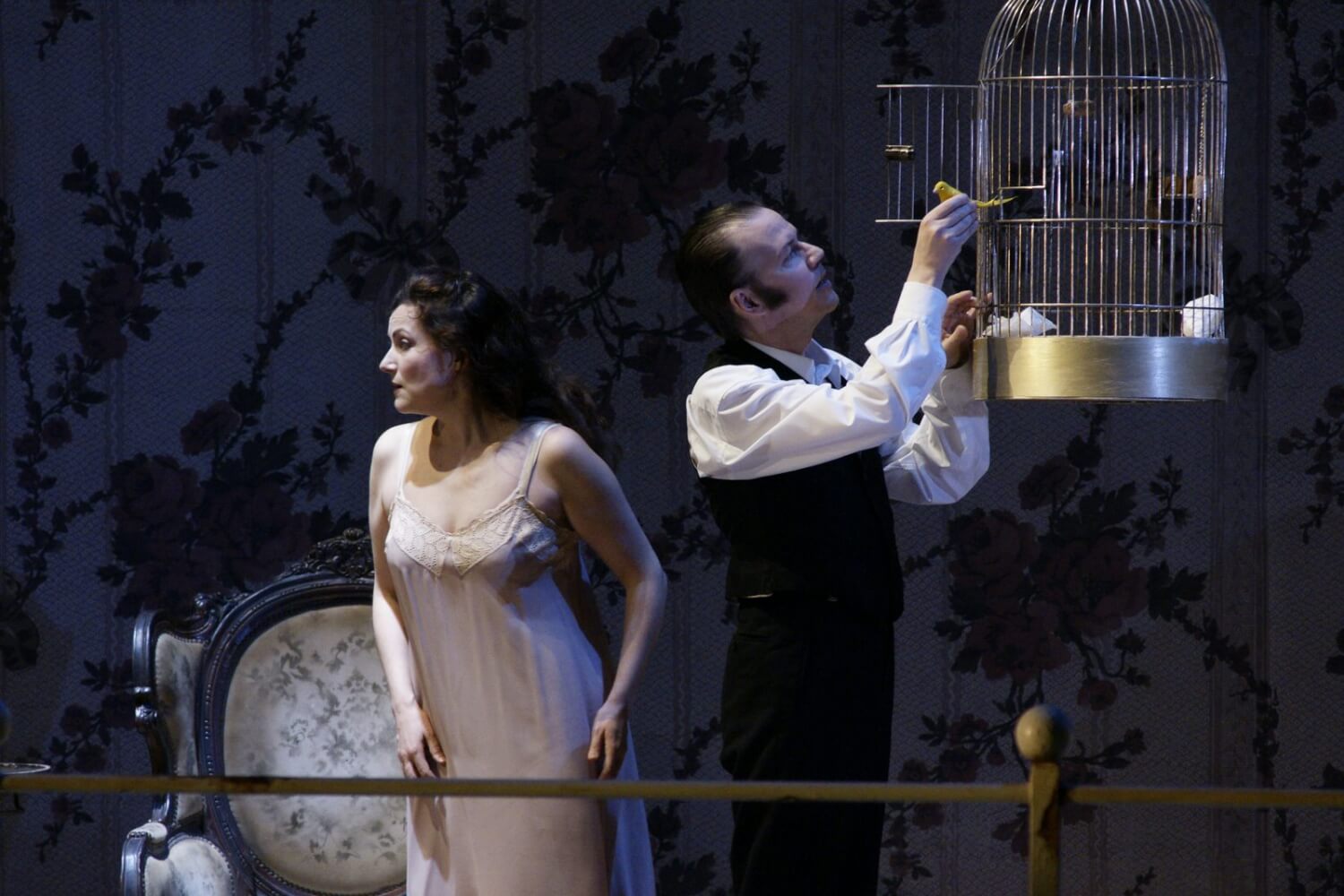 Zauberhaft: Alexandra Lubchansky als Amelia und Urban Malmberg als großer Magier.