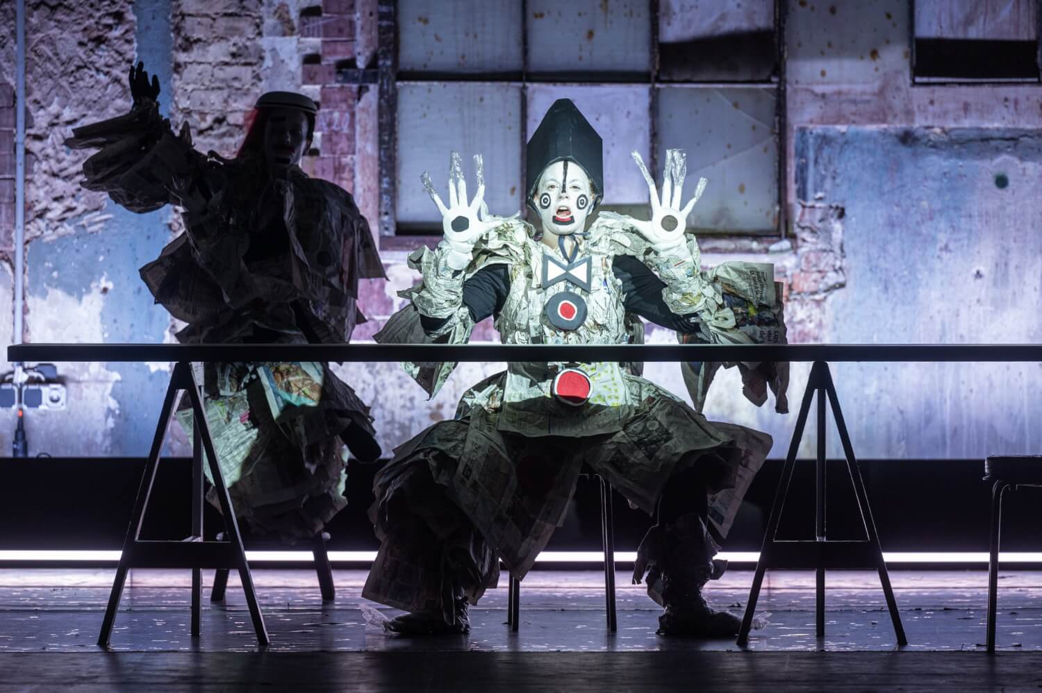 Szene aus „Ubu” von Robert Wilson