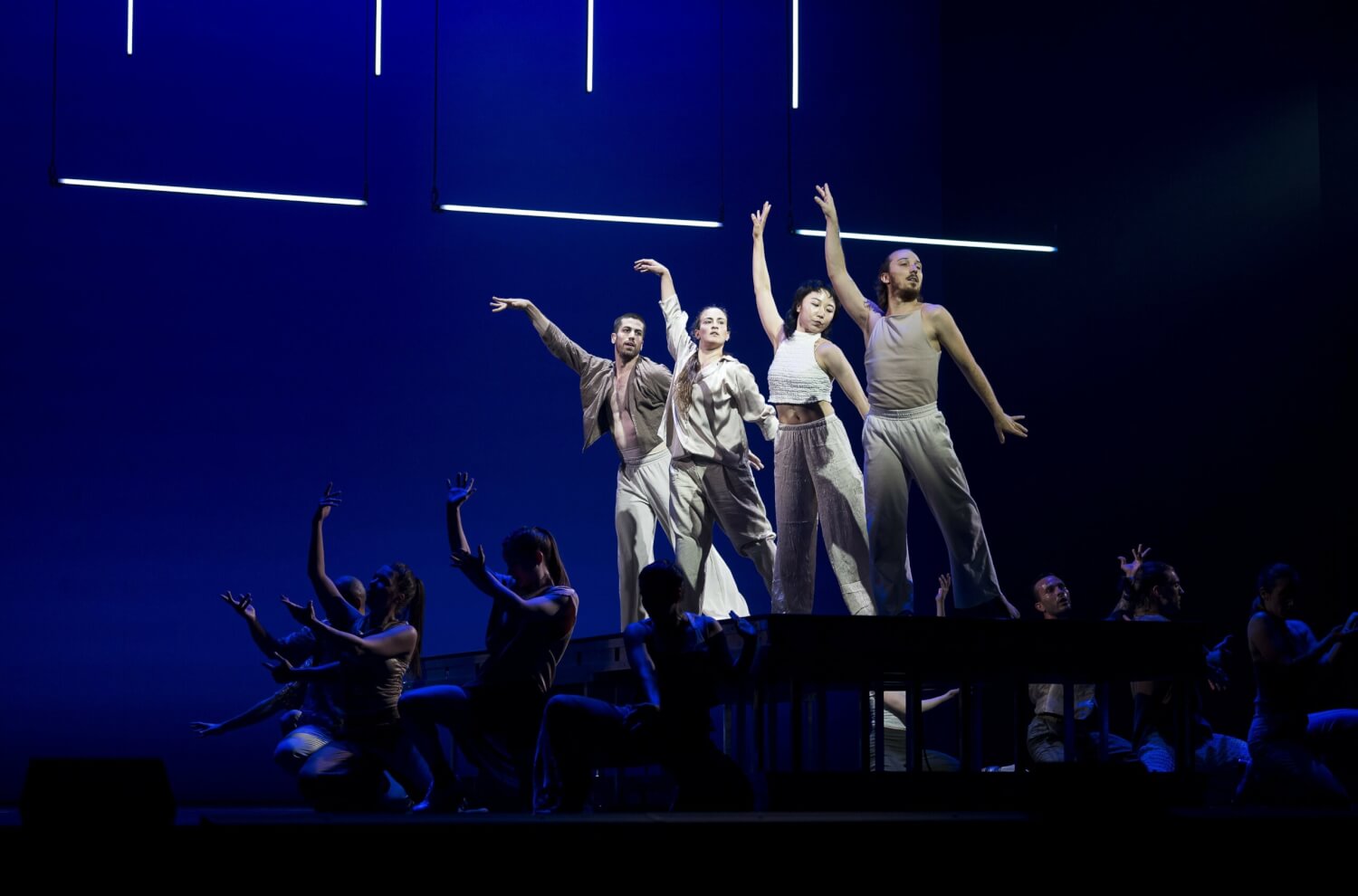 100 Leidenschaften Staatsoperette Dresden Doppelabend