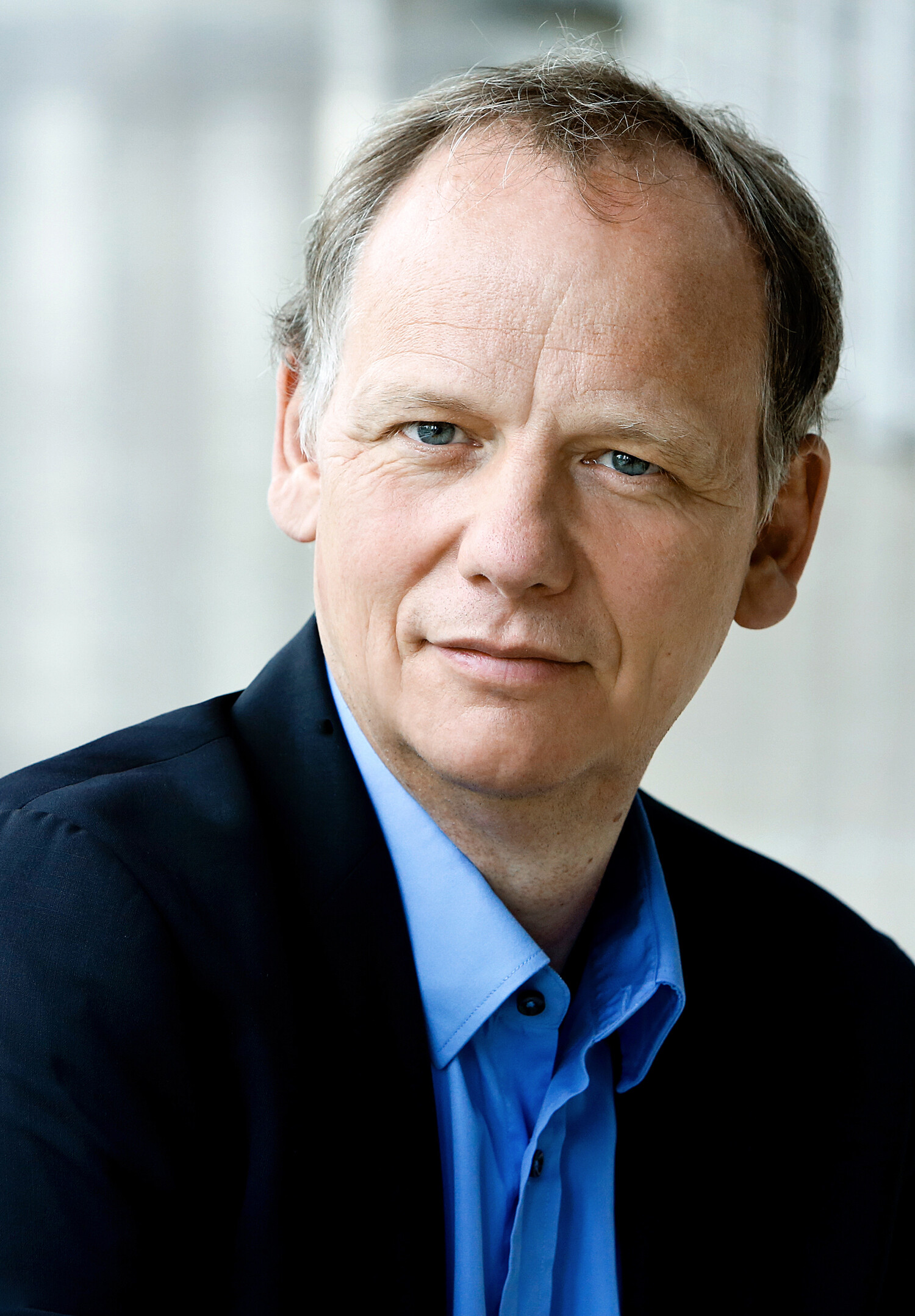 Zu sehen ist Anselm Weber, Intendant des Schauspiel Frankfurt