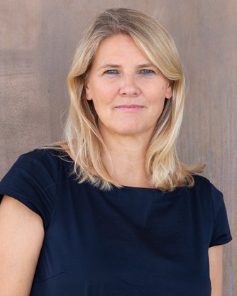 Zu sehen ist Kirsten Uttendorf, Intendantin Landestheater Detmold