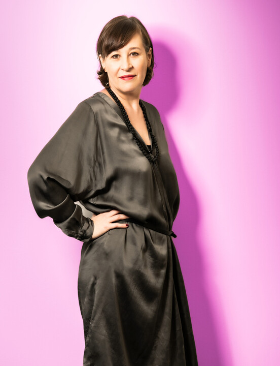 Zu sehen ist Susanne Moser, Intendantin der Komischen Oper Berlin