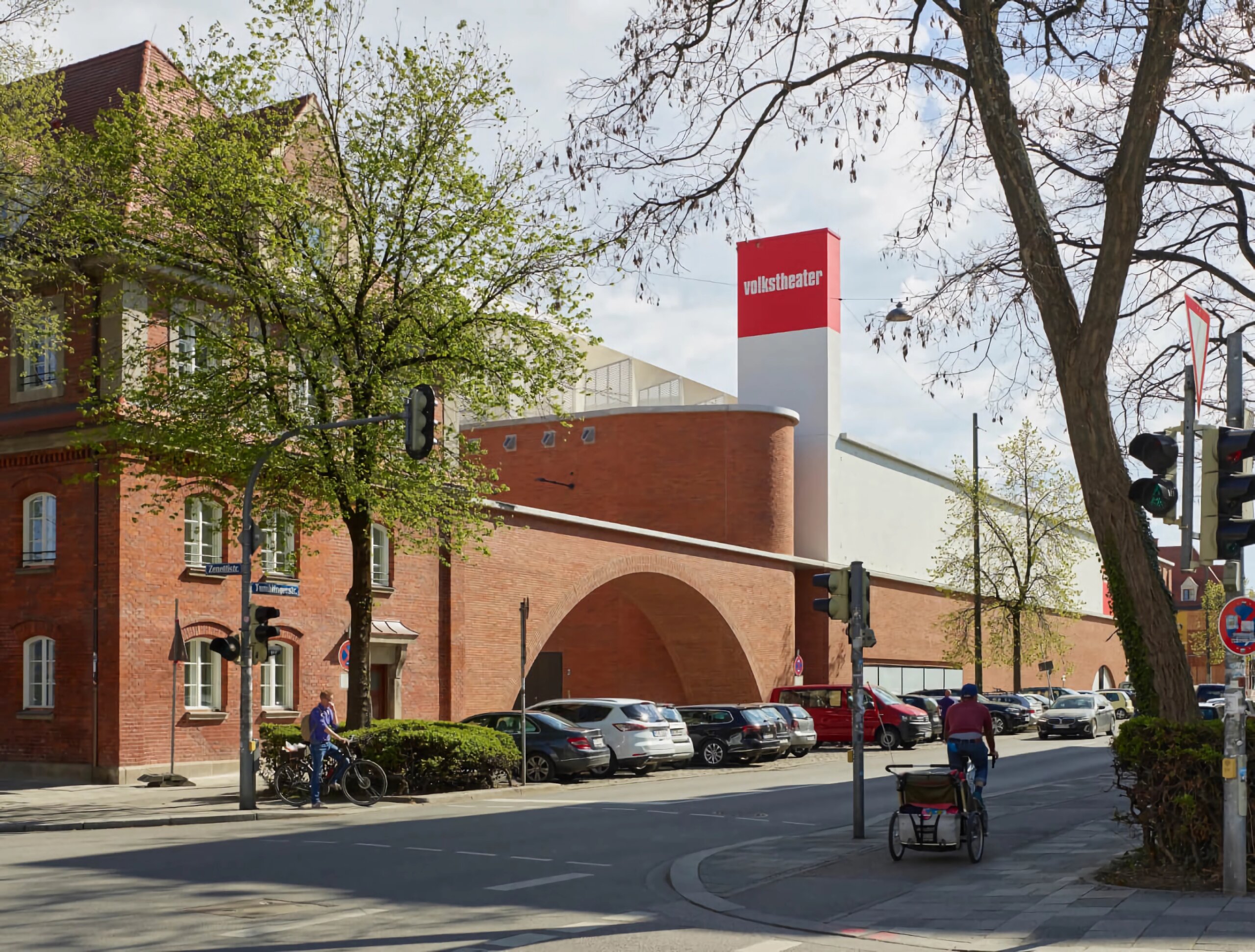 Man sieht das Münchner Volkstheater