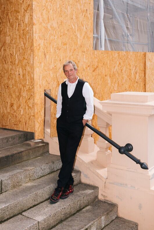 Man sieht Thomas Ott-Albrecht, Intendant des Jungen Staatstheaters Parchim