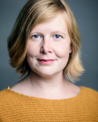 Zu sehen ist Natascha Mamier, Leiterin des Jungen Theaters vom Landestheater Detmold
