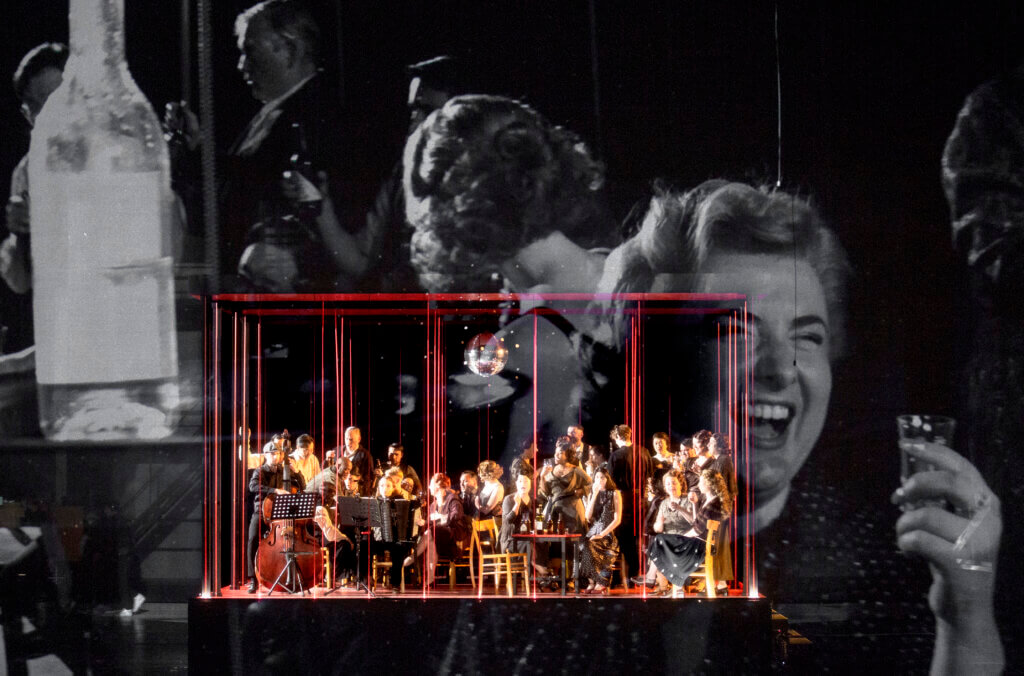 Dunkle Seite des Mondes Hamburg