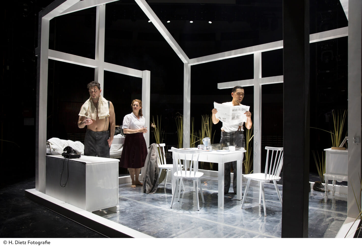 Theater Hof The Brothers Der jüngste Tag ist jetzt