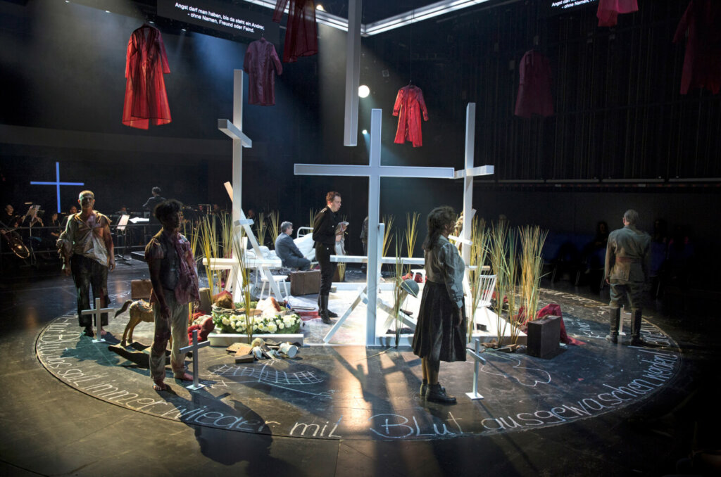 Der jüngste Tag ist jetzt und The Brothers Theater Hof