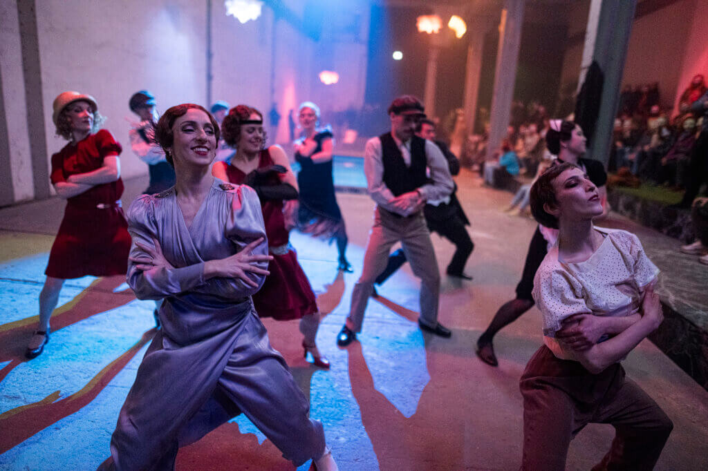 Szenenbild aus „GATSBY!“ am Theater Görlitz-Zittau