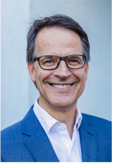 Zu sehen ist Patrick Wasserbauer, Geschäftsführender Direktor der Bühnen Köln.