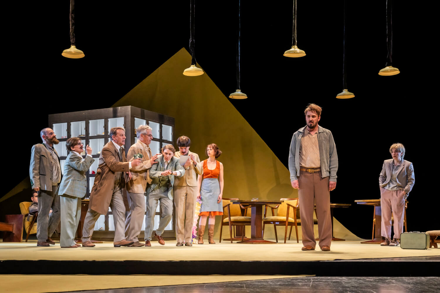 Szene aus „Automatenbüfett“ am Landestheater Detmold