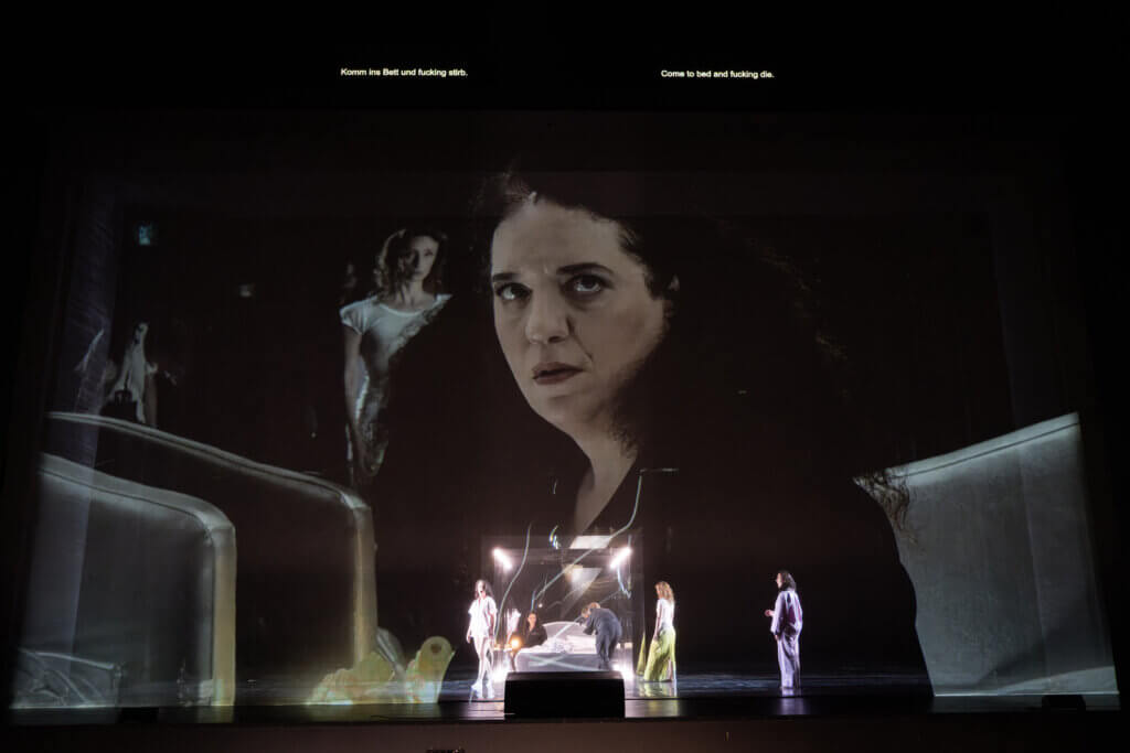 Deutsche Oper Berlin Lash