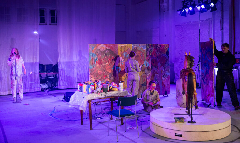 Fräulein Julie in Arbeit Halle