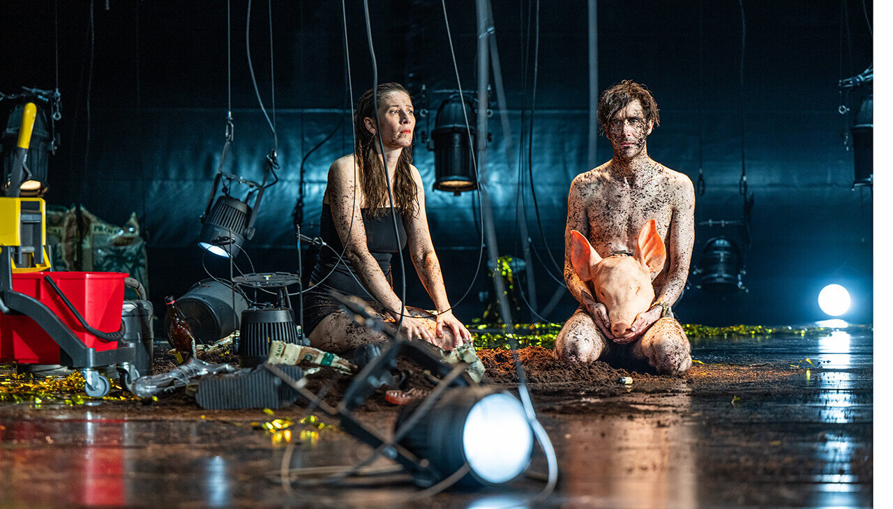 Katharina Hauter und Marco Massafra in „Sommersonnenwende“